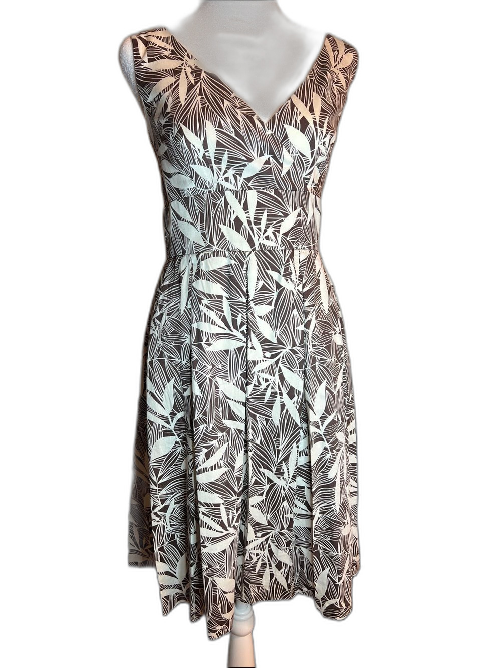 Van Heusen Brown and Cream Leaf-Print V-Neck Midi Dress Size 8